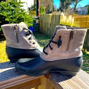 EUC Sperry Saltwater Duck Boots